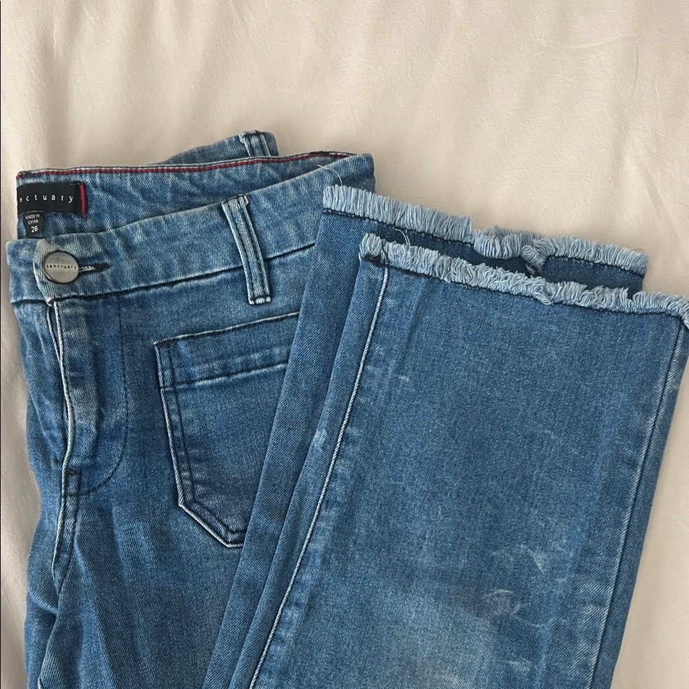 Sanctuary Jean Capris with Frayed Hem